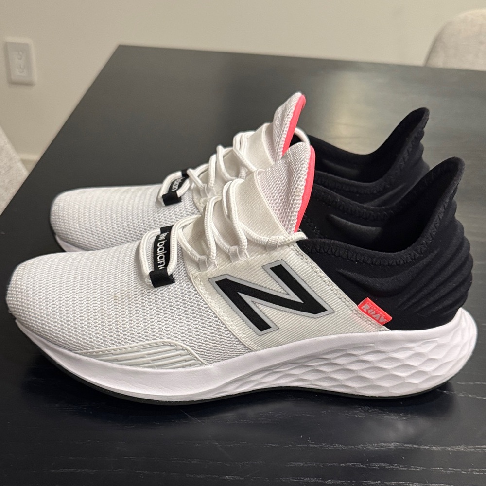 New Balance White and Black Running Shoes with Pink Highlights